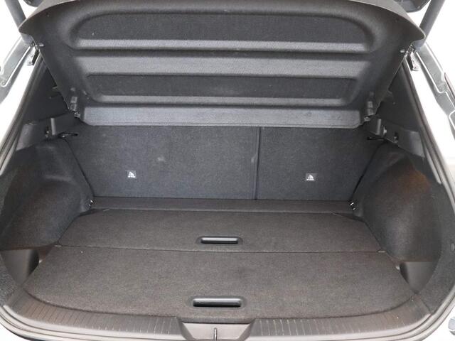 Nissan QASHQAI 158pk MHEV Xtronic Tekna | Head Up Display | Rondom Camera's | Elektrisch Verstelbare Bestuurdersstoel | Elektrische Achterklep |