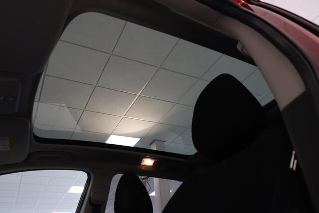 Nissan QASHQAI 1.3 DIG-T N-Connecta | 360 Camera | Panoramadak | Navigatie | Climatronic | Cruise control | AppleCArplay AndroidAuto |