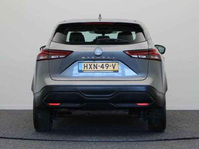 Nissan QASHQAI 1.3 MHEV Xtronic Acenta | Climate control | Adaptieve cruise control | DAB radio | Achteruitrij camera | 1800KG trekgewicht |