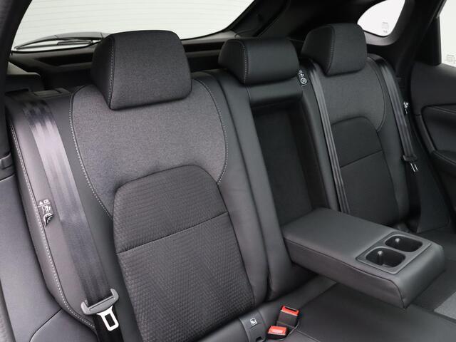 Nissan QASHQAI 1.3 MHEV N-Connecta | Rijklaarprijs!! | 18" Lichtmetalen Velgen | Stoel, Stuur en Voorruitverwarming | Adaptieve Cruise Control | Keyless Entry | Panorama Dak |