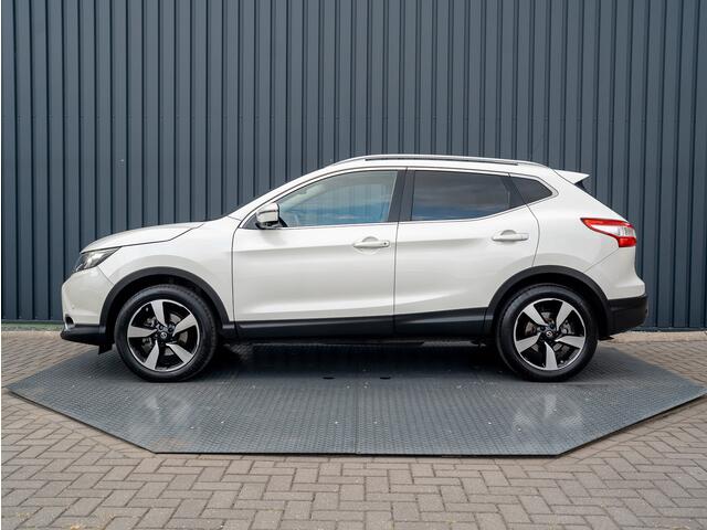 Nissan QASHQAI 1.2 N-Connecta | 360 Camera | Trekhaak | Panodak | Prijs Rijklaar!!