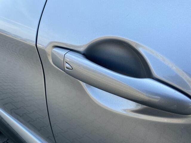 Nissan QASHQAI 1.2 Tekna Panoramadak , Leder/ Stoelverwarming , Trekhaak