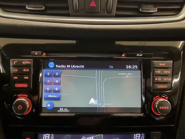 Nissan QASHQAI 1.2 Tekna | 360º Camera | Trekhaak | Panoramadak |