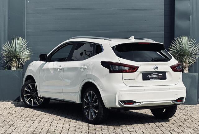 Nissan QASHQAI 1.3 DIG-T Tekna +
