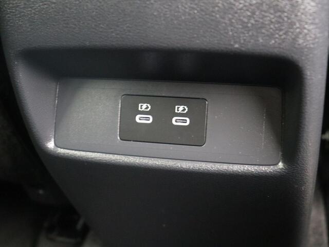 Nissan QASHQAI 158pk MHEV Xtronic N-Connecta | Headup display | 18" Velgen | Stoel, Stuur en Voorruitverwarming | Adaptieve Cruise Control | Elektrische Achterklep |