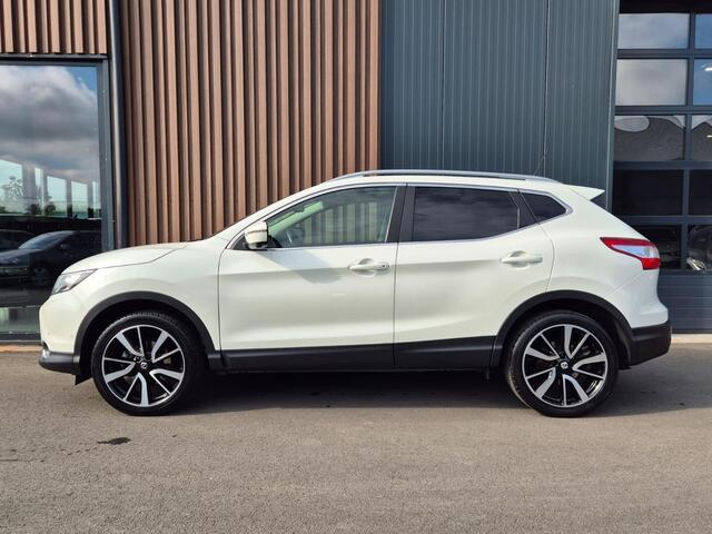 Nissan QASHQAI 1.2 Tekna | Pano | 360 | Trekhaak | Navi | Stoelverw.