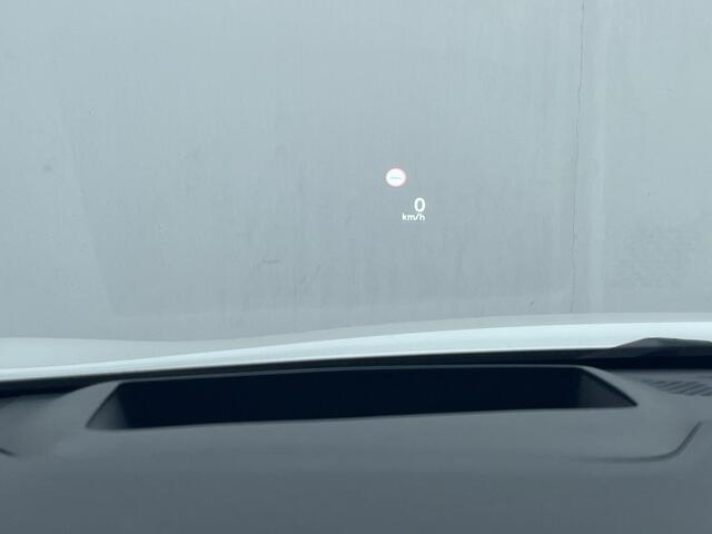 Nissan QASHQAI 1.3 MHEV Xtronic Tekna Automaat / ¤4.000,- Nissan Voorraadvoordeel / NIEUW uit voorraad leverbaar! / Panoramadak / Googlemaps Navigatie / HUD / 360° Camera / Apple Carplay & Android Auto / Elektrische Achterklep / Stuur- en Stoelverwarming voor / Voorruit