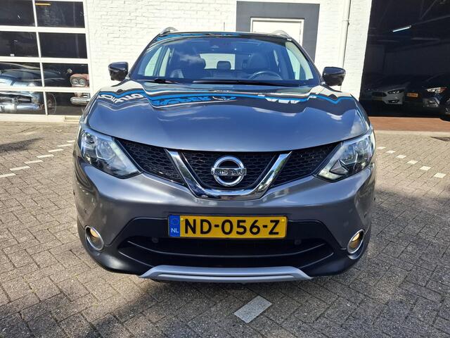 Nissan QASHQAI 1.2 Tekna /Leder/Panorama raam/Nieuwe apk bij aflevering/Dealer onderhouden/Keyless entry/Trekhaak