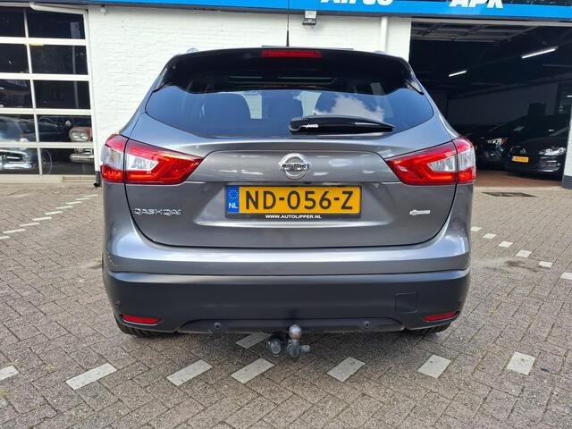 Nissan QASHQAI 1.2 Tekna /Leder/Panorama raam/Nieuwe apk bij aflevering/Dealer onderhouden/Keyless entry/Trekhaak
