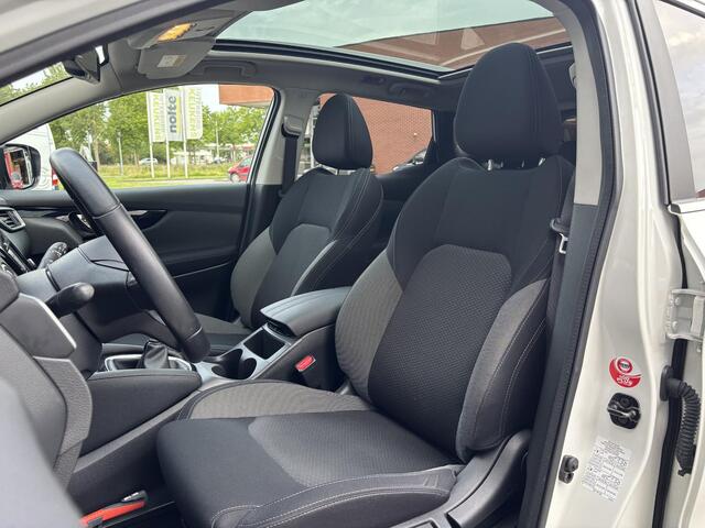 Nissan QASHQAI 1.3 DIG-T N-Connecta Design Pack | Trekhaak | Panoramadak | Apple Carplay/Android Auto | 360° Camera | Keyless Entry | Navigatie | DAB | Rijklaarprijs!