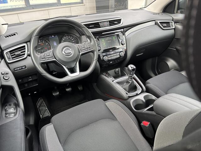 Nissan QASHQAI 1.3 DIG-T N-Connecta Design Pack | Trekhaak | Panoramadak | Apple Carplay/Android Auto | 360° Camera | Keyless Entry | Navigatie | DAB | Rijklaarprijs!