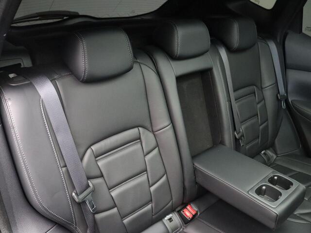 Nissan QASHQAI 115pk Tekna + | Bose Audio | Panoramdak | Elektrisch verstelbare stoelen | 19 Inch Velgen | Slechts 48760km |