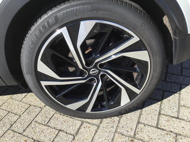 Nissan QASHQAI 1.3 MHEV 158 Xtronic Tekna Plus Cold Pack