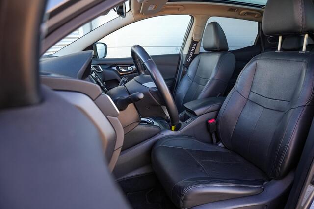 Nissan QASHQAI 1.2 Tekna Pano Navi Camera 19"L.M. Leder Airco Stoelverw.