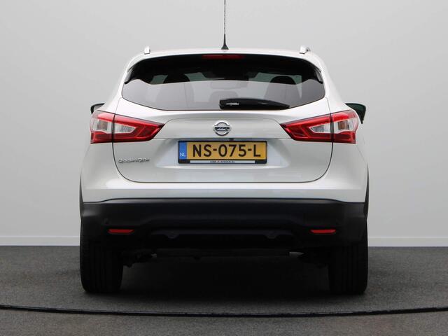 Nissan QASHQAI 116pk N-Connecta | 360 graden camera | panorama dak | climate control | 18 inch velgen |
