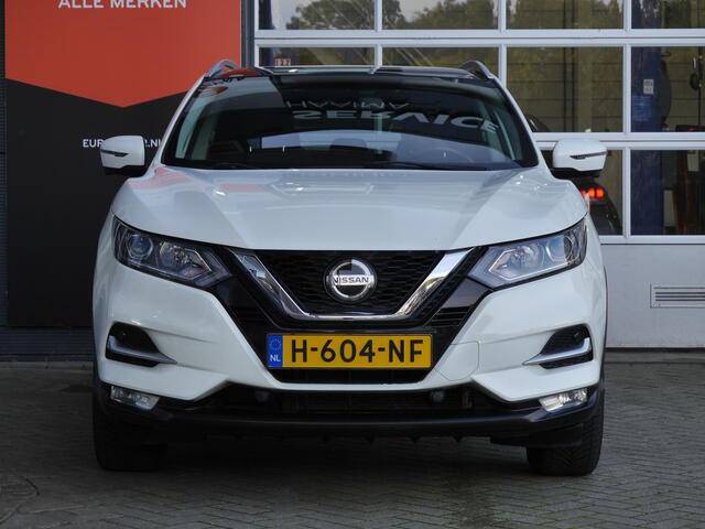 Nissan QASHQAI 1.2 N-Connecta | Panoramadak | Trekhaak | Parkeersensoren achter | Camera | Climate control | All season banden | Navigatie | Keyless entry & Start
