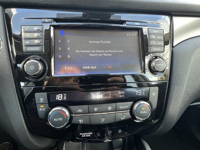 Nissan QASHQAI 1.2 N-Connecta Pano/Navi/Camera/Trekhaak