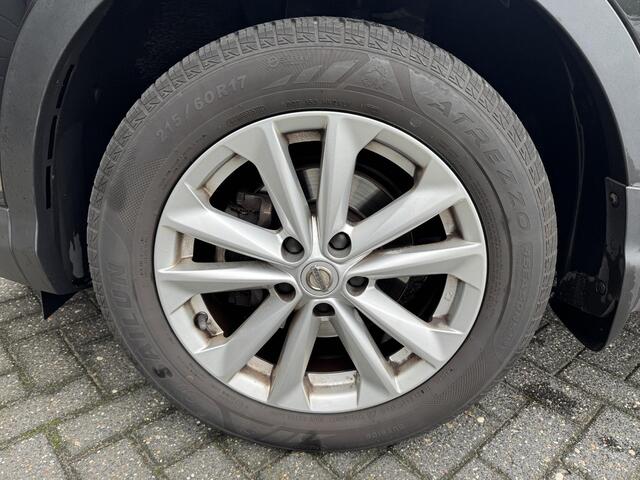 Nissan QASHQAI 1.2 N-Connecta | Navigatie | Camera | DAB | Lichtmetalen Velgen | Trekhaak |