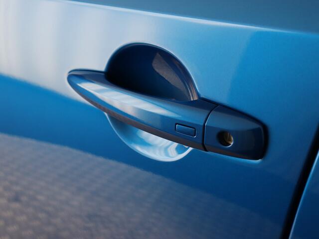 Nissan QASHQAI 1.3 MHEV Xtronic Limited Edition (360 Cam / ACC / Stuur-Stoel-Ruitverw.)