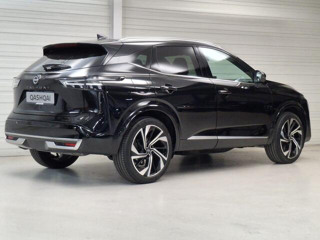 Nissan QASHQAI 1.3 MHEV Xtronic Tekna Plus / 1800kg Trekgewicht / Panoramadak / Lederen Bekleding / Bose Audio / Elektrische Stoelen met Geheugen / Google Maps Navigatie / Stoel- en Stuurverwarming / Verwarmde Voorruit / 360 Graden Camera /