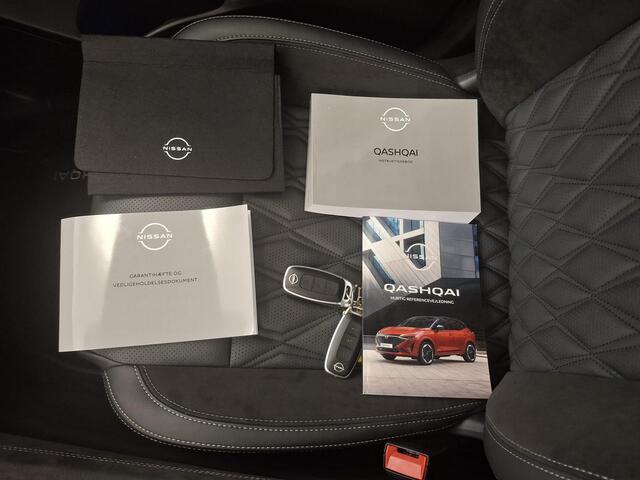Nissan QASHQAI 1.3 MHEV Xtronic Tekna Plus / 1800kg Trekgewicht / Panoramadak / Lederen Bekleding / Bose Audio / Elektrische Stoelen met Geheugen / Google Maps Navigatie / Stoel- en Stuurverwarming / Verwarmde Voorruit / 360 Graden Camera /