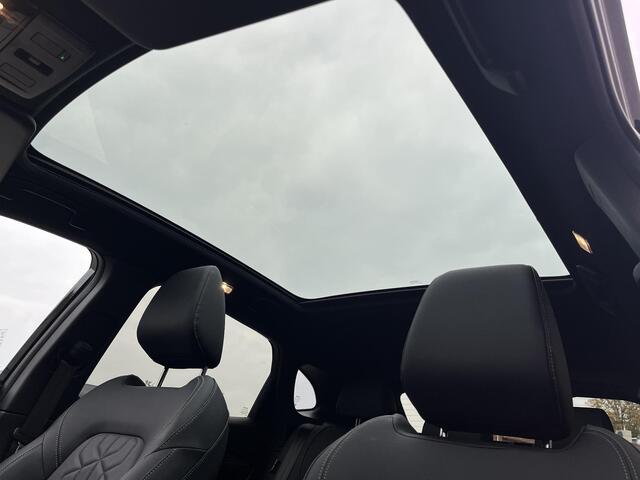 Nissan QASHQAI 1.3 MHEV Xtronic Business Premium / HUD / Panoramadak / Google Maps Navigatie / Apple Carplay & Android Auto / Keyless Entry & Start / Adaptieve Cruise Control / 360° Camera / Stuur- en Stoelverwarming / Voorruitverwarming / Elektrisch Verstelbare Bestuur