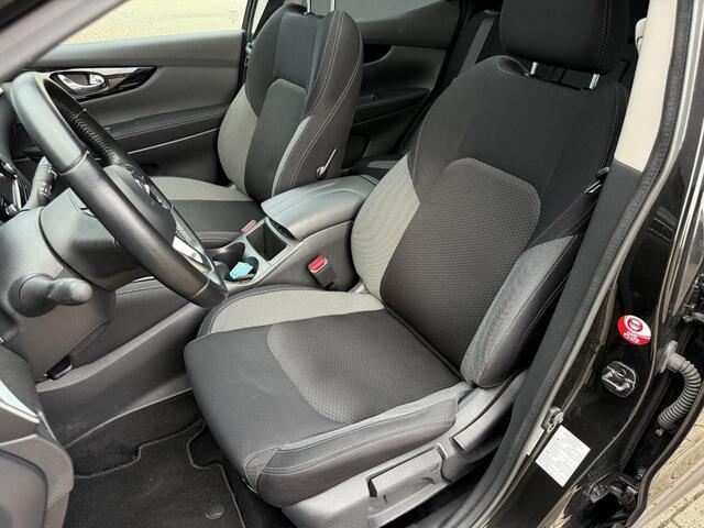 Nissan QASHQAI 1.3 DIG-T N-Connecta / Automaat / Trekhaak / Navigatie / Panoramadak / Navigatie / Cruise Control / Camera / Bluetooth / Eerste Eigenaar NAP
