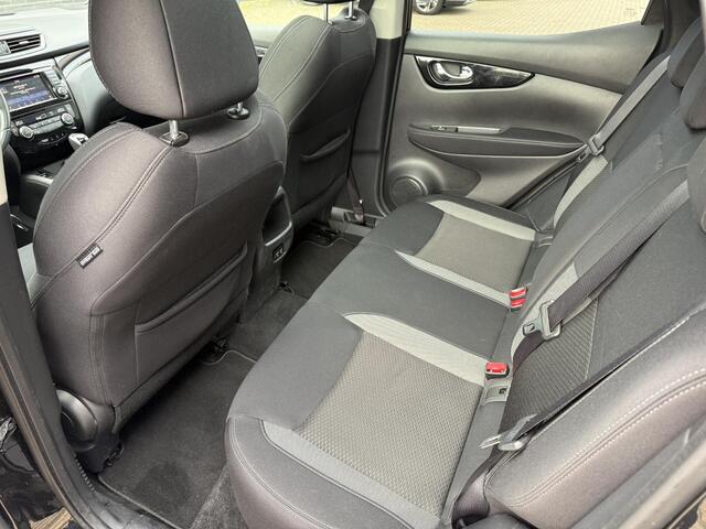 Nissan QASHQAI 1.3 DIG-T N-Connecta / Automaat / Trekhaak / Navigatie / Panoramadak / Navigatie / Cruise Control / Camera / Bluetooth / Eerste Eigenaar NAP