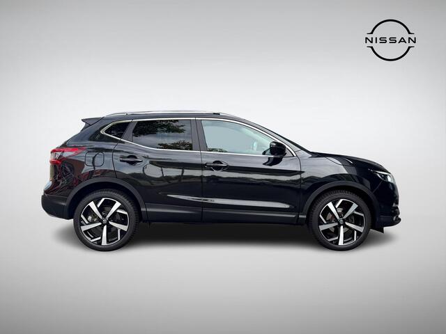 Nissan QASHQAI 1.3 DIG-T Tekna Automaat | Trekhaak Afneembaar | Panoramadak | Apple Carplay/Android Auto | Adapt. Cruise Control | Stoelverwarming | 360° Camera | Rijklaarprijs!