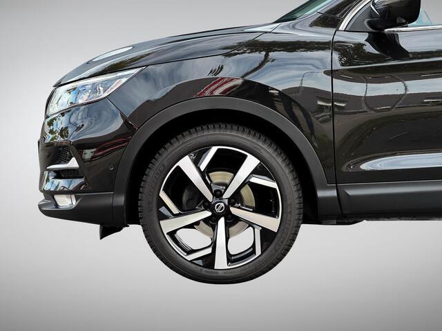 Nissan QASHQAI 1.3 DIG-T Tekna Automaat | Trekhaak Afneembaar | Panoramadak | Apple Carplay/Android Auto | Adapt. Cruise Control | Stoelverwarming | 360° Camera | Rijklaarprijs!