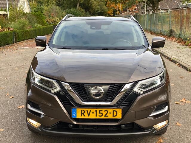 Nissan QASHQAI 1.6 Tekna - Pano dak - Navi - Trekhaak - Leer !!!