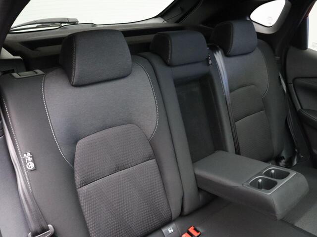 Nissan QASHQAI 1.3 MHEV Xtronic N-Connecta | Panoramadak | Trekhaak | Climate control | Adaptive cruise control | Apple carplay/Android Auto | Rondomzicht camera |