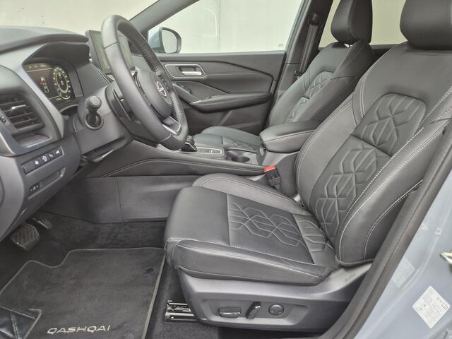 Nissan QASHQAI 1.3 MHEV Xtronic Tekna Automaat / Fabrieksgarantie tot 04-2028 / Nieuw Model / Facelift / Cold Pack / HUD / Trekgewicht 1800 kg / Stuur-, Stoel en Voorruit verwarming / Elektrische achterklep / Rondomzicht camera / Adaptief CC / Apple Carplay Android Auto