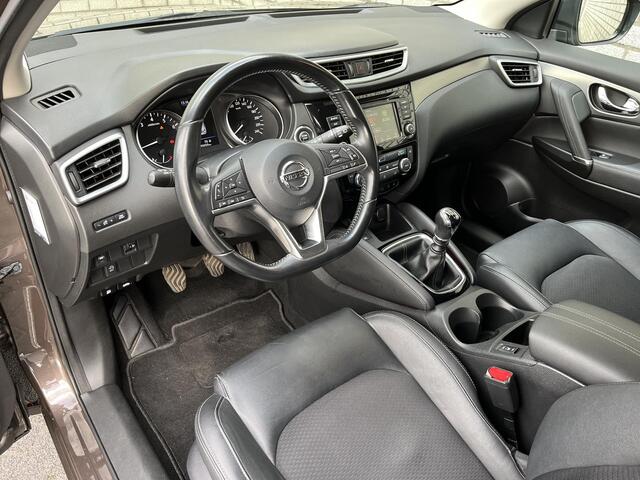 Nissan QASHQAI 1.3 DIG-T Tekna | Stoelverwarming | Panoramadak | Trekhaak | Navigatie | 360° Camera |