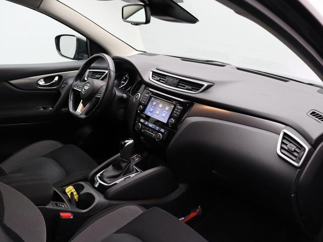 Nissan QASHQAI 115pk N-Connecta | Trekhaak | Stoelverwarming | Navigatie | 360 Rondom camera | Climate control |