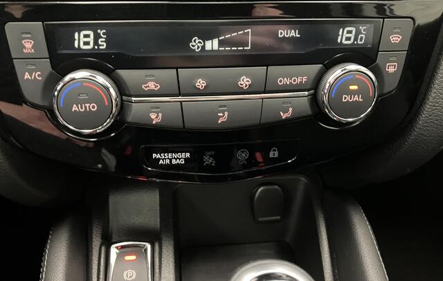 Nissan QASHQAI 1.3 DIG-T Tekna + / Trekhaak 1500 KG / Navigatie / Dealer Onderhouden / Panoramadak / Stoelverwarming / Verwarmde Voorruit / Half Lederen Bekleding /