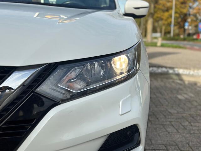 Nissan QASHQAI 1.3 DIG-T DCT Automaat Business Edition '' Camera - Trekhaak - Allseasonbanden ''