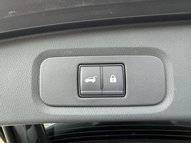 Nissan QASHQAI 1.3 MHEV Xtronic N-Connecta *Easy & Design Pack*