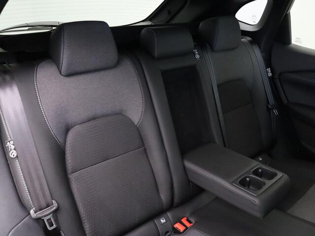 Nissan QASHQAI 158pk MHEV Xtronic N-Connecta | Pilot assist | Headup-display | Elektrische achterklep | Rondomzichtcamera | Cold-pack | Google maps intergratie |