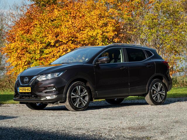 Nissan QASHQAI 1.3 DIG-T N-Connecta // trekhaak // panoramadak