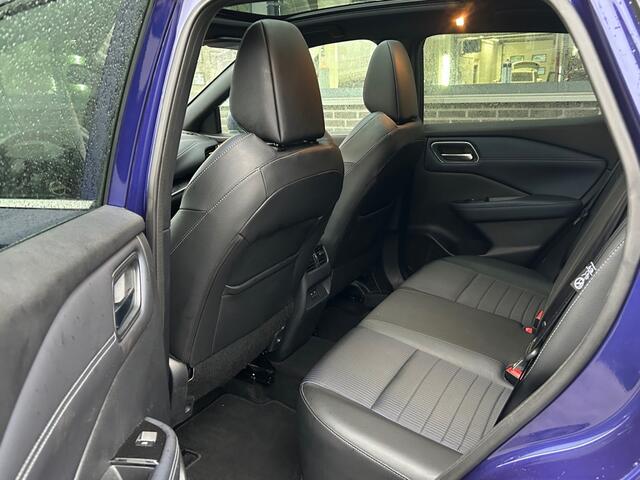 Nissan QASHQAI 1.3 MHEV X Bus. Premium - Trekhaak - Navi -