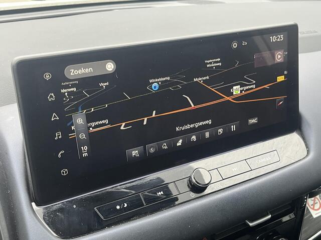 Nissan QASHQAI 1.3 MHEV Tekna / Trekhaak (Trekgewicht 1.400kg) / All Seasons / Panoramadak / HUD / Apple Carplay & Android Auto / Keyless Entry & Start / Navigatie full map / 360° Camera / Adaptieve Cruise Control / Climate Control / Elektrisch Verstelbare Bestuurdersst