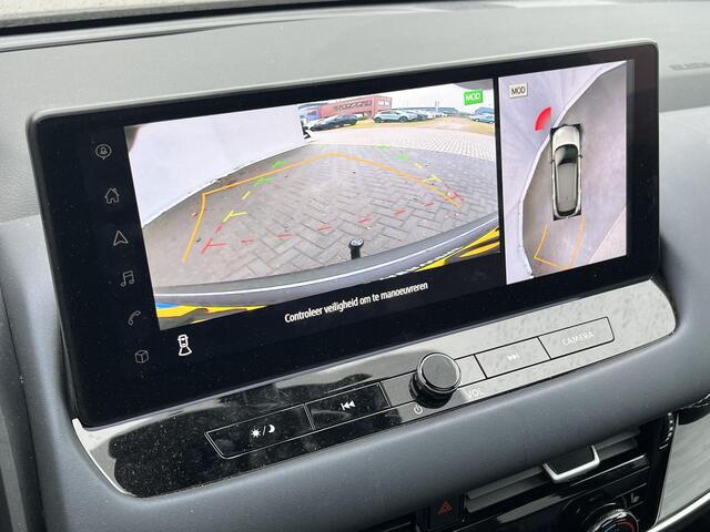 Nissan QASHQAI 1.3 MHEV Xtronic Tekna / Vaste Trekhaak 13-polig (Trekgewicht 1.800kg) / Panoramadak / Stuur- en Stoelverwarming / Voorruitverwarming / HUD / 360° Camera / Keyless Entry & Start / Apple Carplay & Android Auto / Adaptieve Cruise Control / Climate Control /