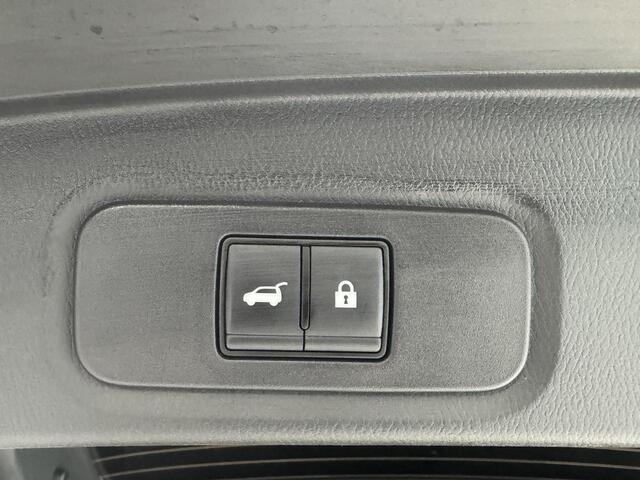 Nissan QASHQAI 1.3 MHEV Xtronic Business Edition | Navigatie | Adaptive Cruise Control | Stoelverwarming | 360° Camera |