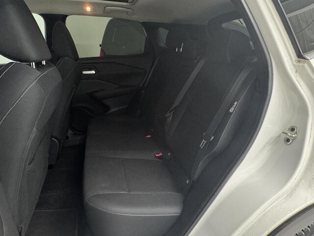 Nissan QASHQAI 1.3 MHEV Xtronic Acenta | Navigatie | 360 Camera | Cruise control adaptief | Panoramadak | Trekhaak |