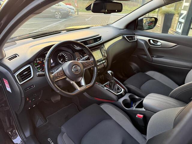 Nissan QASHQAI 1.3 DIG-T N-Connecta *Trekhaak & Night Shadelak*