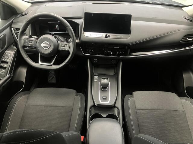 Nissan QASHQAI 1.3 MHEV Xtronic N-Connecta / Navigatie / Elektrische Kofferbak / 360 Graden Camera / Stoel- en Stuurverwarming / Verwarmde Voorruit / Adaptive Cruise Control / Dual-Zone Climate Control /