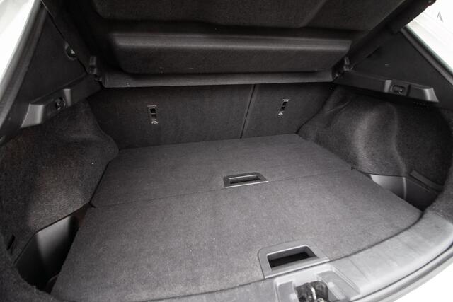 Nissan QASHQAI 1.2 N-Connecta Automaat - Trekhaak | Panodak | Navi | 360 camera