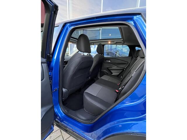 Nissan QASHQAI 1.3 MHEV Premiere Edition | Trekhaak afneembaar | 360 Camera | Panoramadak |