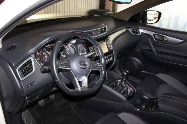 Nissan QASHQAI 1.2 CONNECT EDITION Panorama Camera Navi 18LM Topstaat